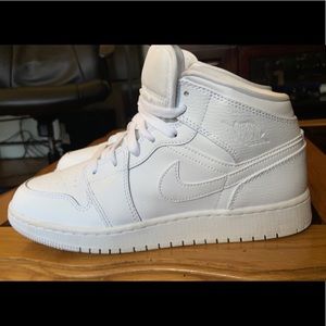 Air Jordan 1 All White size 6.5 Big Boys